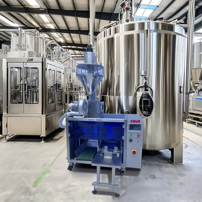 Precisión del material de llenado a base de agua Máquina de embalaje de trozos de coco para llenado de agua